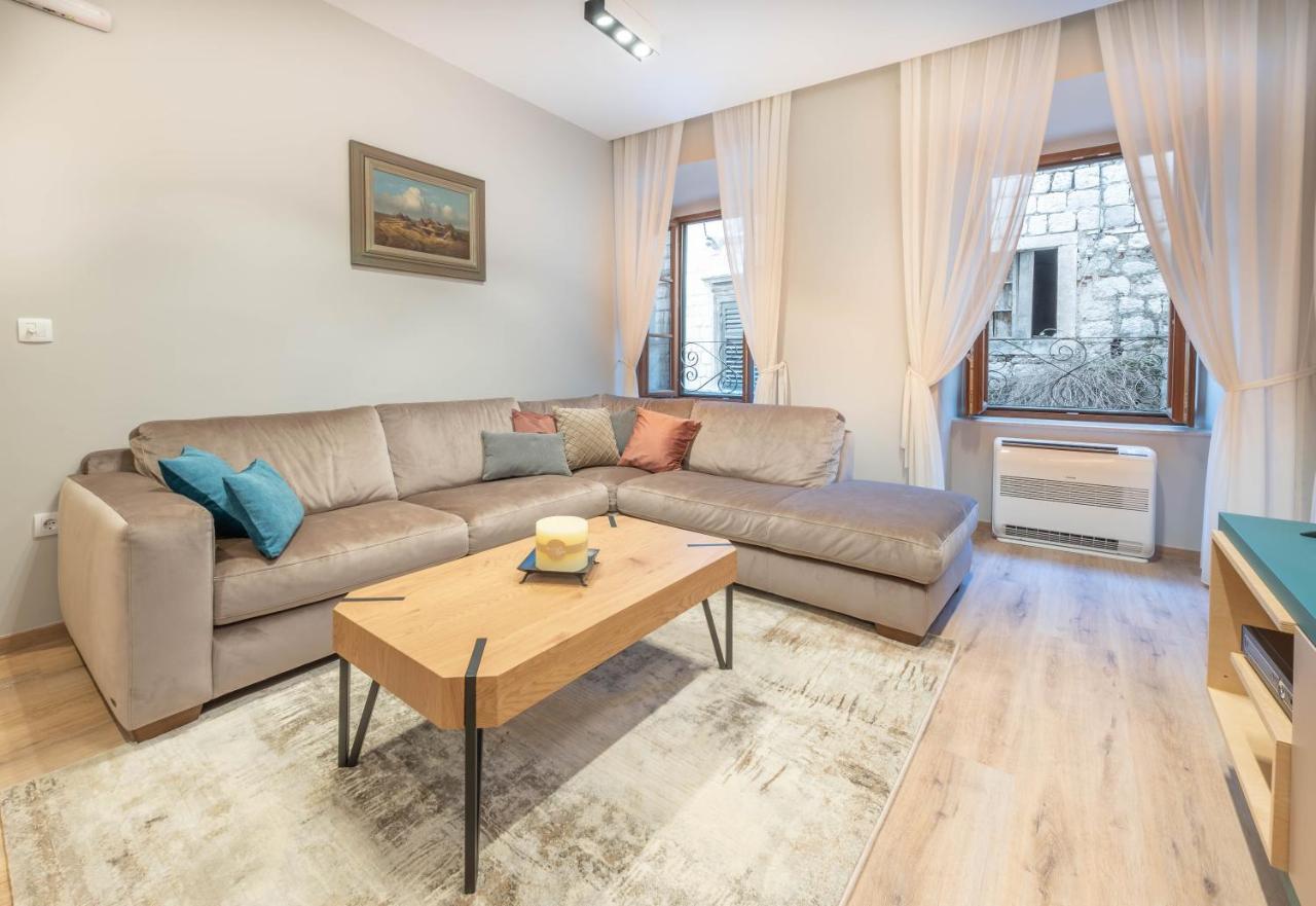 Sasha Di Cattaro - Old Town Lux Apartment Kotor Exterior foto